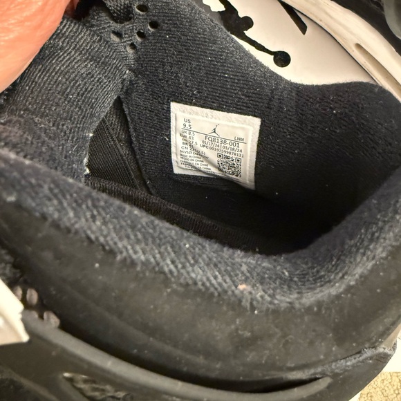 Nike Air Jordan 4 Retro “White Thunder” size 9.5 men’s - Picture 6 of 7